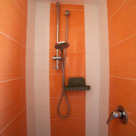 Etnuvio, Double In Bed & Breakfast Naples
