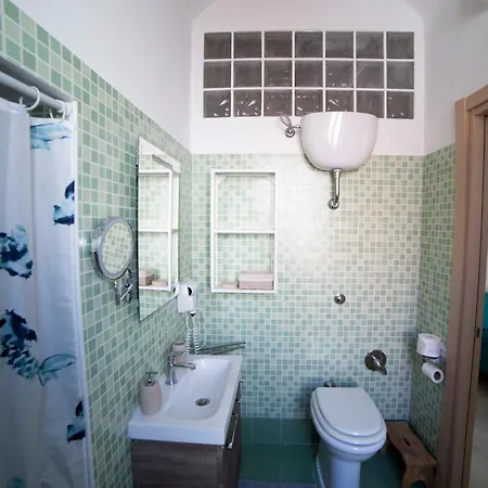 Etnuvio, Double In Bed & Breakfast Neapel