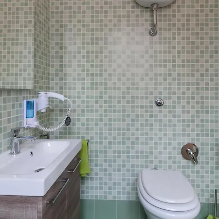 Etnuvio, Double In 3*